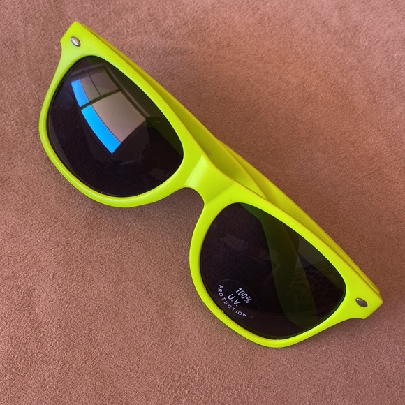 New Neon Yellow Sunglasses from Finland - Picture 2 of 3